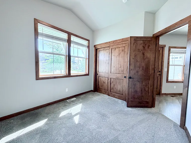 2141 N Wolfe Penn St — Photo 15