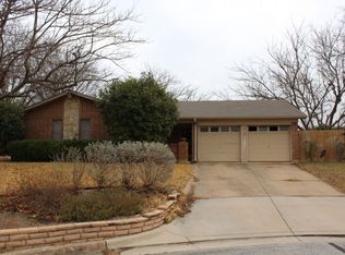 912 Moorhead Ct, Arlington, TX 76014