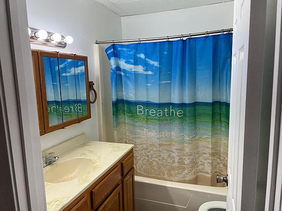 5th image of 898 Quadrilla Dr