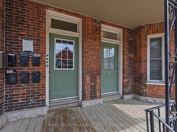 3rd image of 325 Johnson St