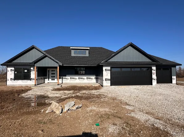 407 W Jaxon St, Sturgeon, MO 65284