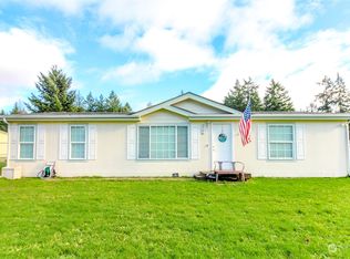 3706 Eagle Dr NE, Olympia, WA 98516