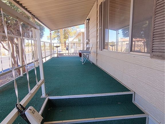 3rd image of 4558 Royal Ridge Ave