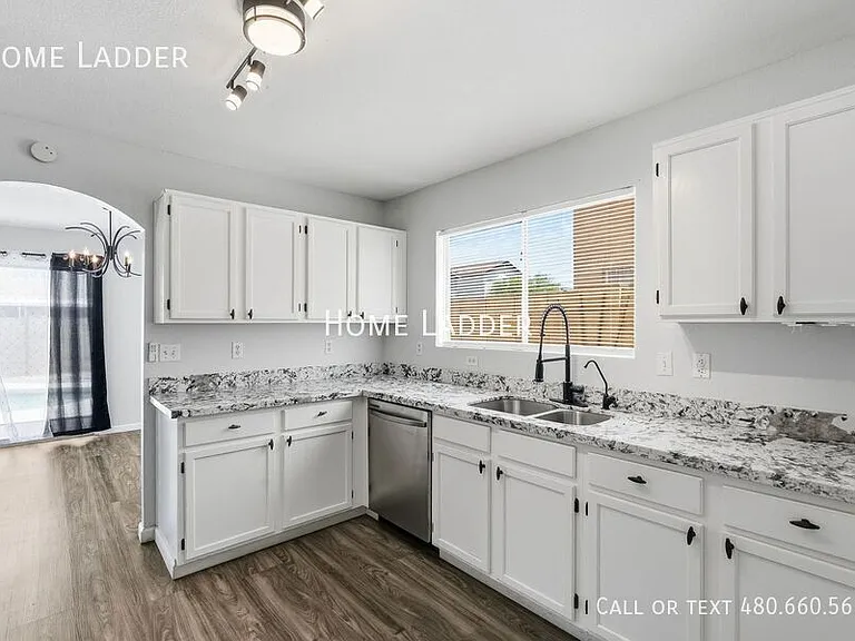 7610 W Ironwood Dr — Photo 8