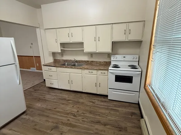 1220/1224 Garfield Ave, 1220 Garfield Ave #1224, Altoona, WI 54720