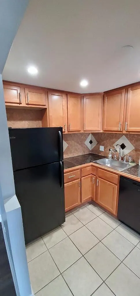 1 bed, 750 sqft, $1,550 — Photo 1