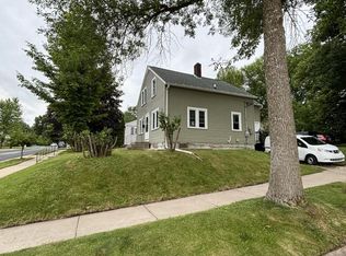230 N 10th Ave, Wausau, WI 54401