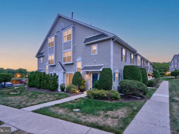 1512 Carol Ct, Jamison, PA 18929