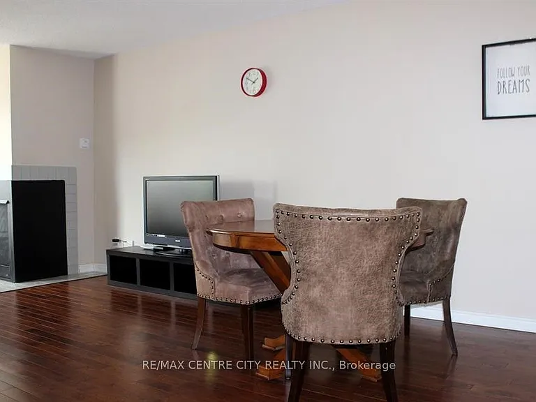1 Jacksway Cres #309 — Photo 5