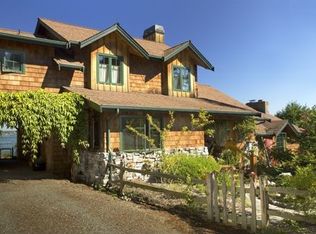 602 1st St, Langley, WA 98260