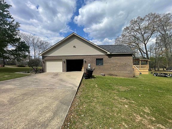 2nd image of 48 Pleasant Oaks Dr