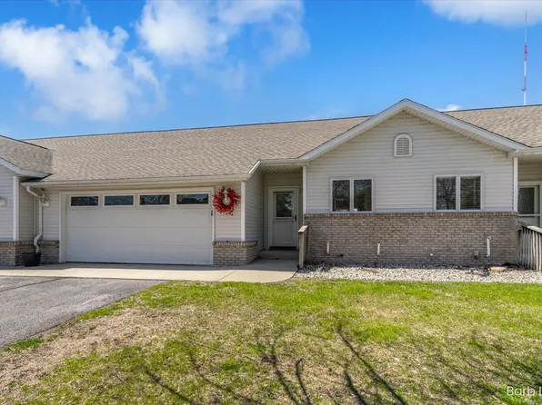 1598 Parker Dr #26, Wayland, MI 49348