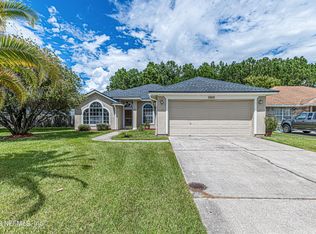 5621 Shady Pine St S, Jacksonville, FL 32244