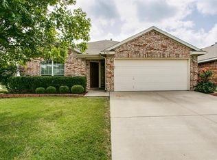 8336 Ranch Hand Trl, Fort Worth, TX 76131