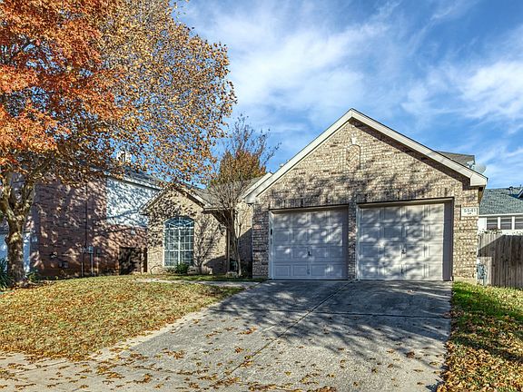 3rd image of 5541 Dunn Hill Dr