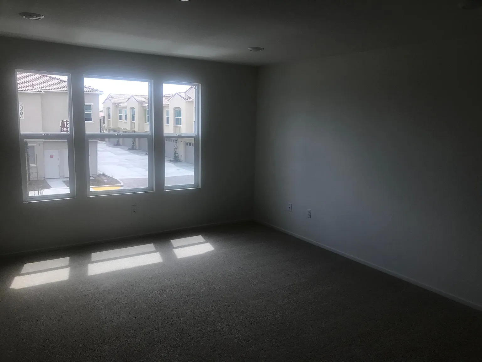 7155 Citrus Ave — Photo 3