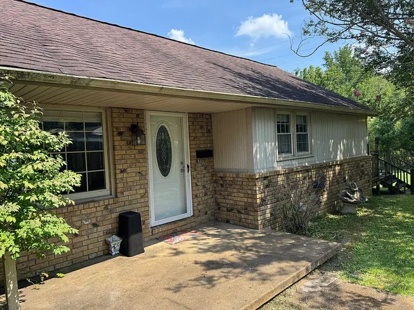 237 Watson St, Camden, TN 38320