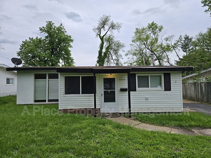 1st image of 8322 Woodhurst Dr