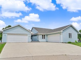 604 SE Tower Ct, Ankeny, IA 50021