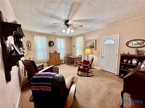 2nd image of 1392 River St