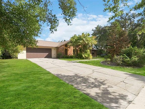 2nd image of 7813 SARANAC COURT