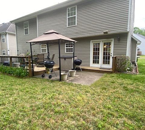 3rd image of 1124 Twin Circle Dr