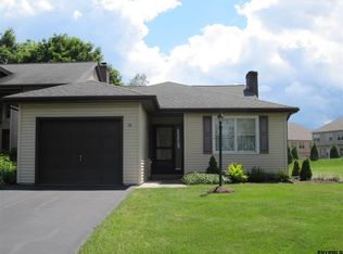 36 Dorlon Dr, Queensbury, NY 12804