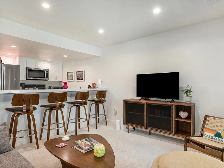 1725 N Via Miraleste #2121 — Photo 9