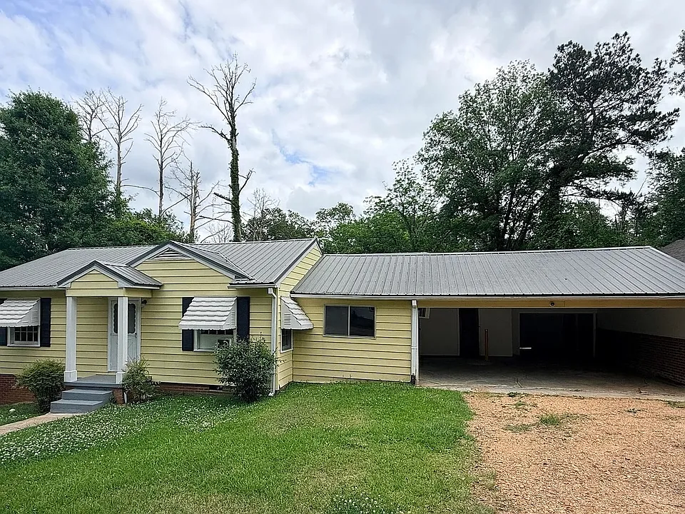 3148 Sylvester Dr