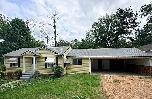 3148 Sylvester Dr Photo 1