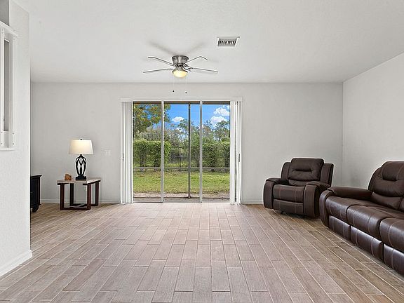 5th image of 3247 Antica St