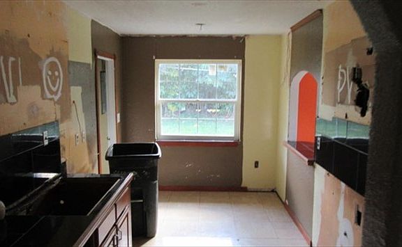 5th image of 1320 Meadowbrook Dr