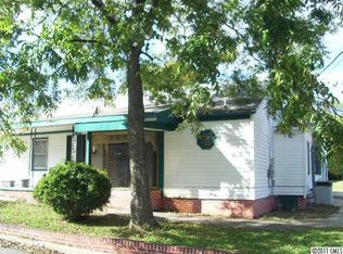 823 Alexander St, Lincolnton, NC 28092