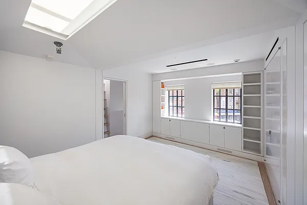 Sold by Compass | media 30