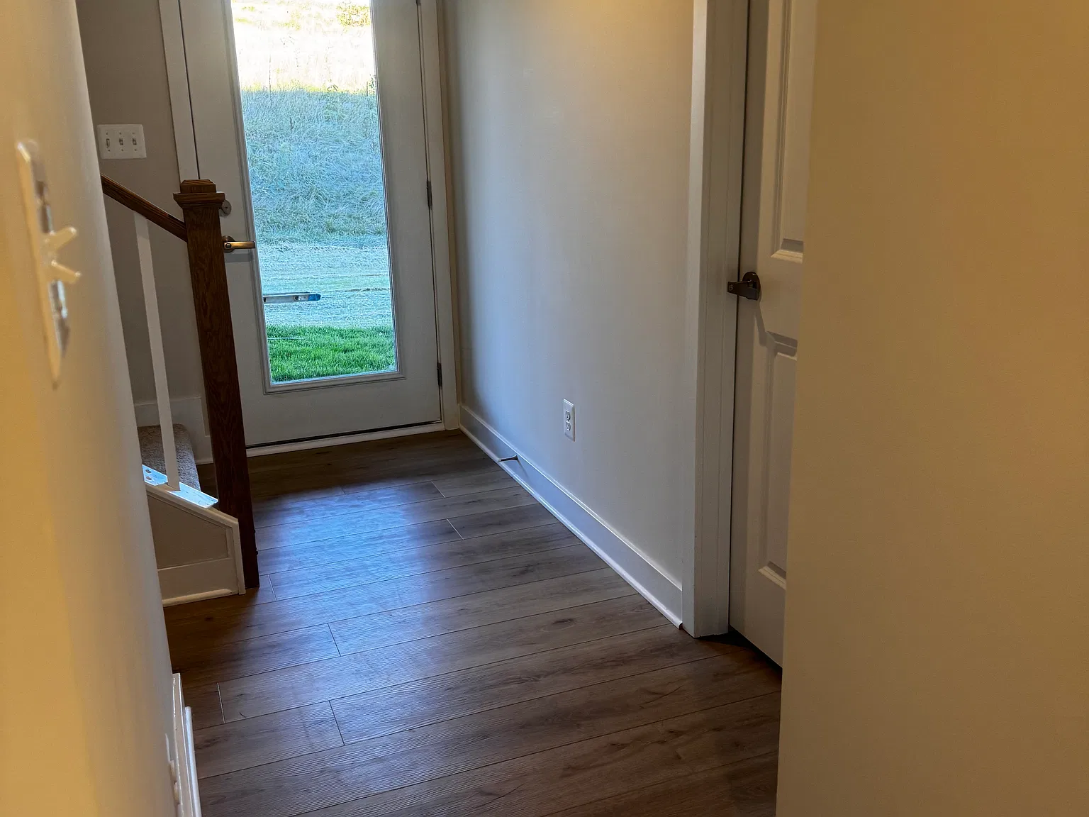 4 bed, 2007 sqft, $2,650 — Photo 4