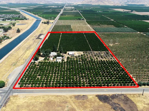 7390 S Hills Valley Rd, Orange Cove, CA 93646