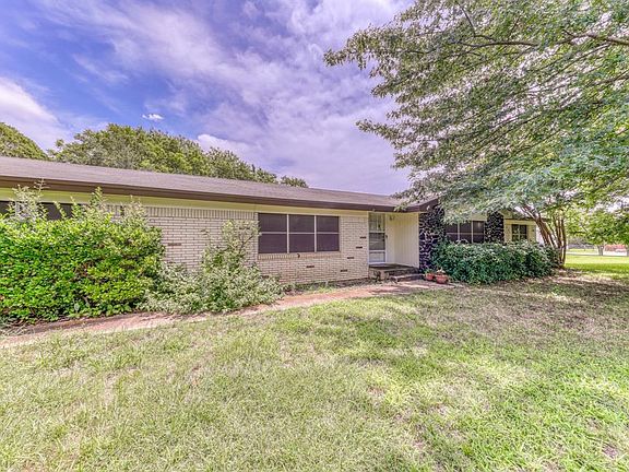 3rd image of 4609 Stafford Dr
