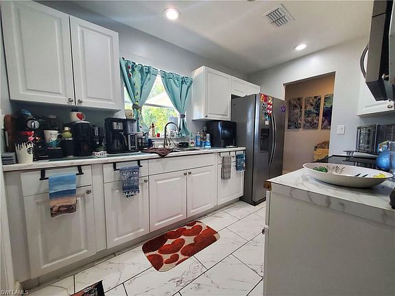 4th image of 306 Hollywood ST