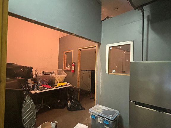4th image of 1168 Stuyvesant Ave