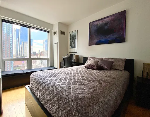 Rented by Corcoran | media 25