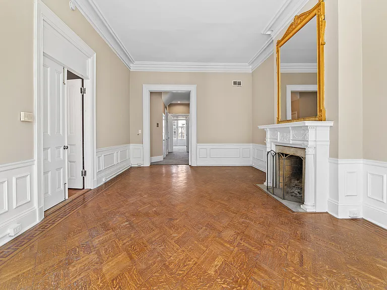 919 Saint Paul St #1 — Photo 11