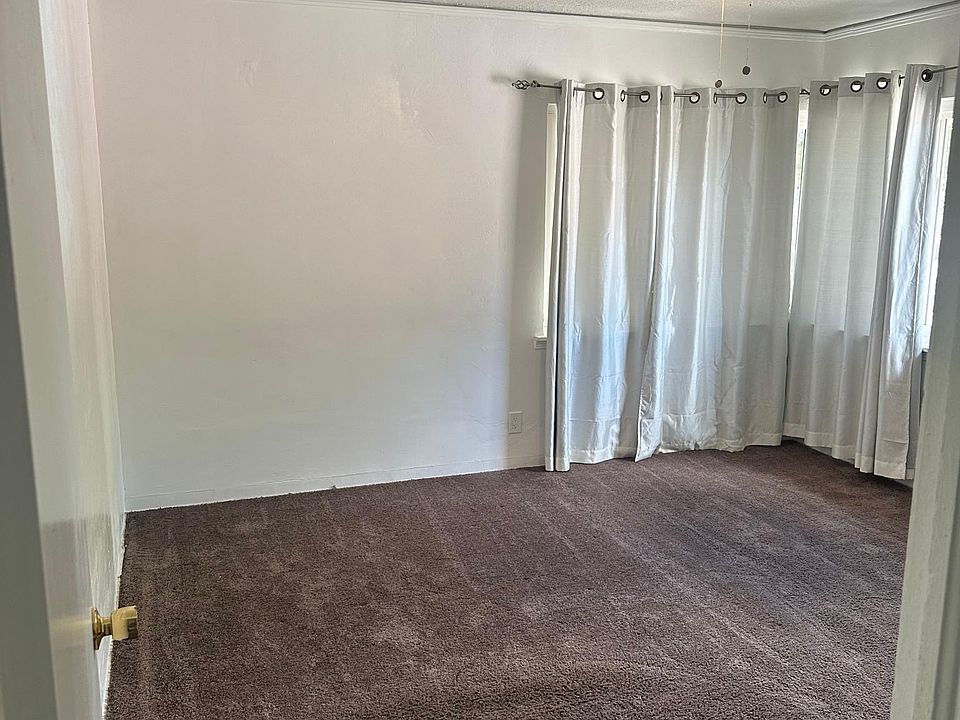 Small Bedroom