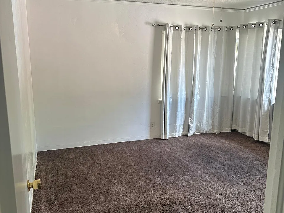 Small Bedroom