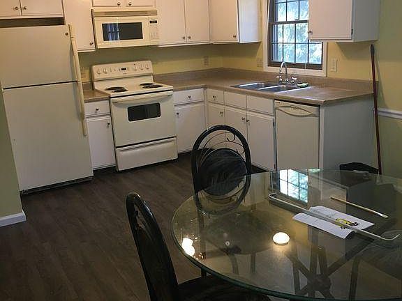 2nd image of 6066 Applecrest Ct #D