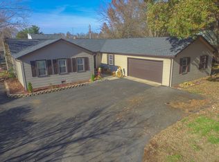 1613 Three Springs Rd, Bowling Green, KY 42104