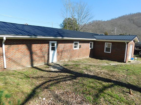 5th image of 191 Walker Dr