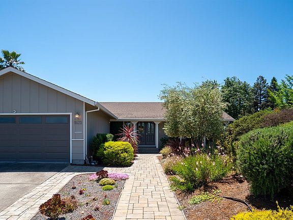 2nd image of 1523 Bruce Court