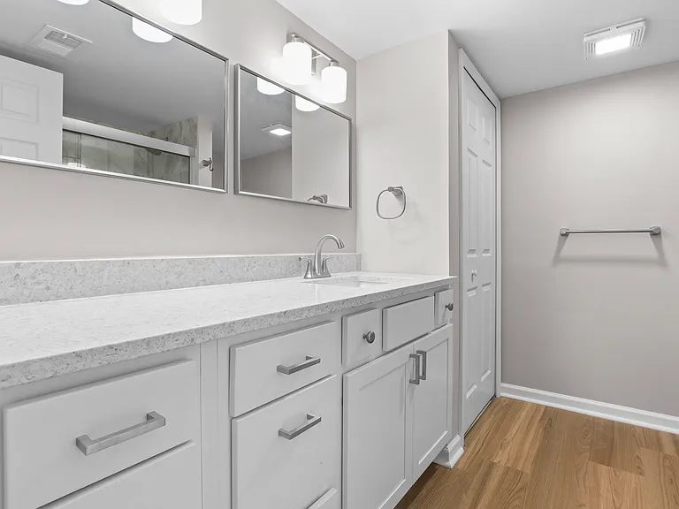 8577 Kennedy Cir #M7 — Photo 21