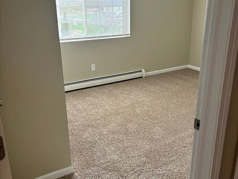 Lakepointe Apartment Homes — Photo 25