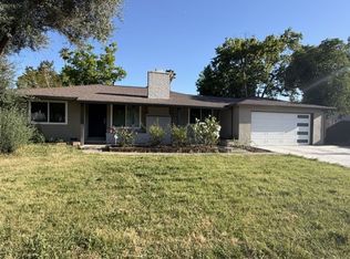 6820 Lincoln Oaks Dr, Fair Oaks, CA 95628